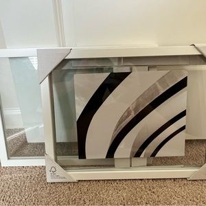 Glass picture frames